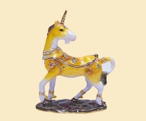 3370 Unicorn Jeweled Box