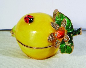 3638 Lemon Bejeweled Box