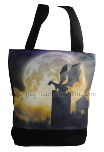 90055 Castle Guardian Handbag