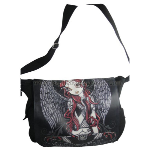 90061 Stevie Messenger Bag