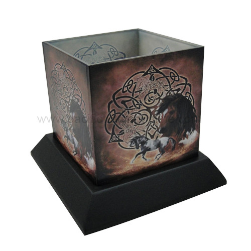 90233 Celtic Horse Candle Hurricane