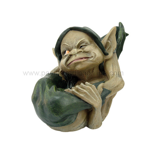 9441 Playful Garden Goblin